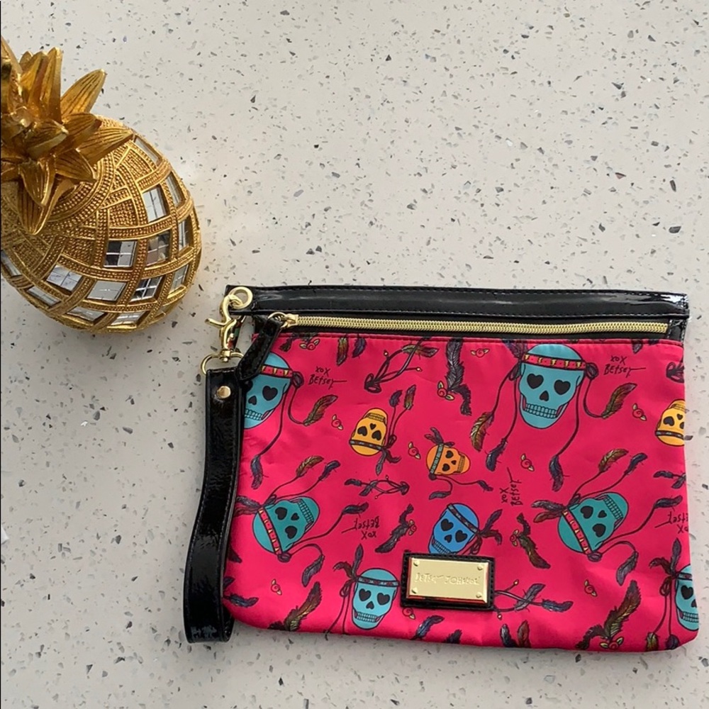 Betsey Johnson clutch purse💀👛